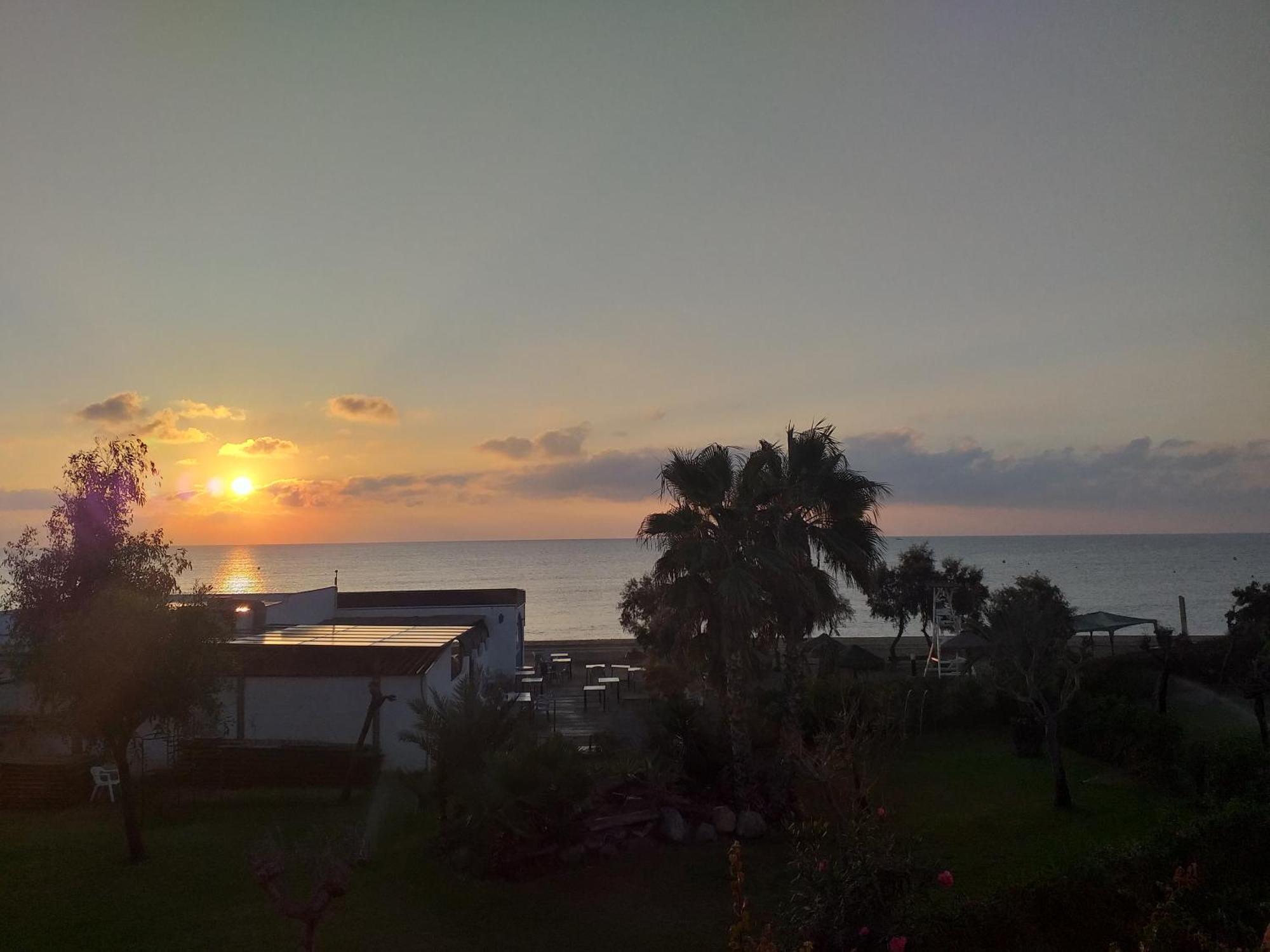 Sunrise Vera-naturista Vera
